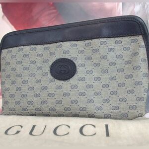 GUCCI Vintage Cosmetic Bag 😍